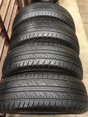 ยาง Dunlop 265 70 16 กลางปี14 ดอกเยอะ ใช้ยาว ราคาไม่แพง ยาง Dunlop 265 70 16 กลางปี14 ดอกเยอะ ใช้ยาว ราคาไม่แพง