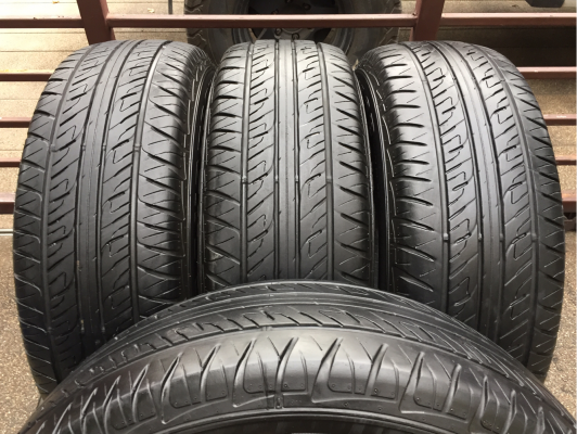 ยาง Dunlop 265 70 16 กลางปี14 ดอกเยอะ ใช้ยาว ราคาไม่แพง ยาง Dunlop 265 70 16 กลางปี14 ดอกเยอะ ใช้ยาว ราคาไม่แพง