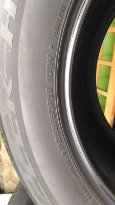 Bridgestone 265/60-18