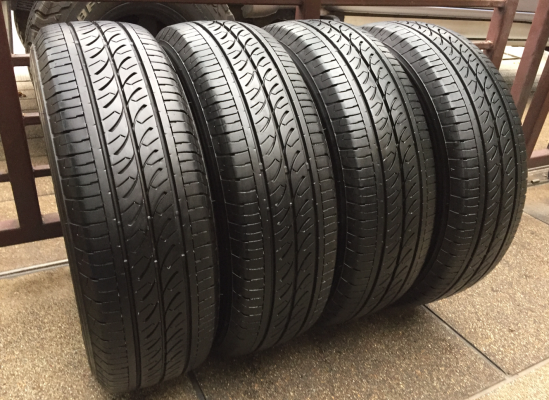 ยาง Firestone 205 70 15 กลางปี16 ดอกเต็ม เนื้อนิ่ม ใช้ยาว ราคาไม่แพง
