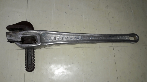 ขายประแจเลื่อน18"ปากกว้าง3" RIDGID MADE IN USA.อลูเนียมน้ำหนักเบา