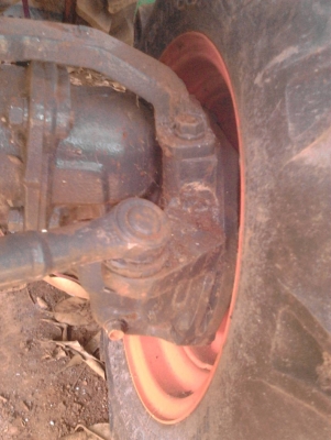 รถไถ 24 แรง ใหม่  เหมือน  นางฟ้า รถออกปีกว่า ฯฯ  มี ตัวรถ +  กับ ผานหลัง  ชั้วโมงน้อย  14   ชั้วโมง   พร้อมทะเบียน   ราคาขายเบา ฯฯ  250000      ต่อลองคับ   สอบถาม วันทูคอล 0986683479 dtac 0991751349 สิทธิ์ คับ