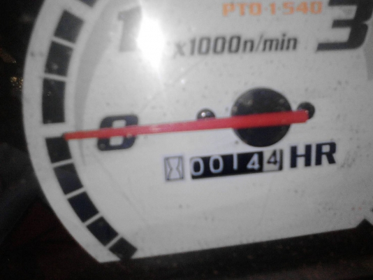 รถไถ 24 แรง ใหม่  เหมือน  นางฟ้า รถออกปีกว่า ฯฯ  มี ตัวรถ +  กับ ผานหลัง  ชั้วโมงน้อย  14   ชั้วโมง   พร้อมทะเบียน   ราคาขายเบา ฯฯ  250000      ต่อลองคับ   สอบถาม วันทูคอล 0986683479 dtac 0991751349 สิทธิ์ คับ