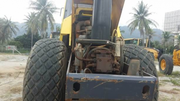 ขายรถบด Bomag Bw 211D-40. ชั่วโมงงาน5000