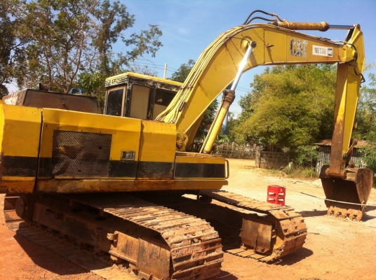 ขายด่วน แม็คโคร CAT E200B สภาพพร้อมใช้งาน เครืีองปั้มดี โซ่ช่วงล่างพร้อมใช้งาน เครื่องเดิมปั้มเดิม เอกสารเล่มทะเบียน