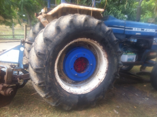 ขายด่วน รถไถ FROD 6610 สภาพพร้อมใช้งาน เครื่องปั้มดี หางไม่ตก สภาพยางพร้อมใช้งาน เครื่องT5 สภาพเครื่อวดี อุปกรณ์ดันหน้า ผานหก รถพร้อมใช้งาน เอกสารสัญญาซื้อขาย