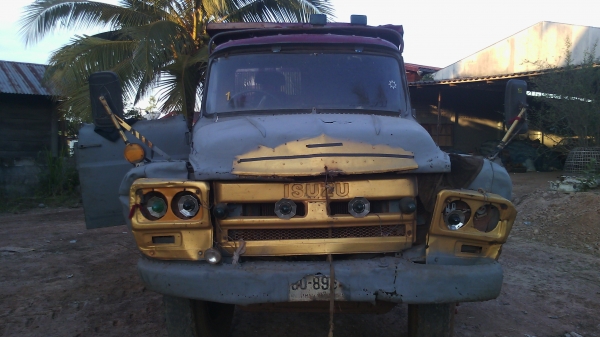 ขายด่วน 6 ล้อดั้ม หัวยาว