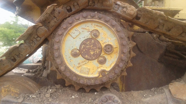 ขายแทรกเตอร์D4H สภาพสวยพร้อมใช้ติดตอคุณอ๊อฟพิจิตร086-737-9991