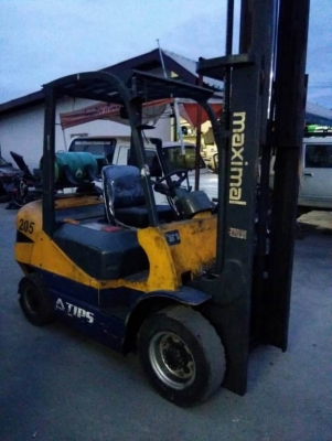 Toyota-5 เบนซิน เกียออโต้ 2.5ตัน เสา 4เมตร