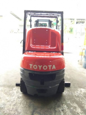 ขาย โฟรคลิฟ . โตโยต้า รุ่น 6 เครื่อง ดีเซล 2.5 ตัน เสา 3 เมตร ขายทั้งสด & ผ่อน ครับ ขาย โฟรคลิฟ . โตโยต้า รุ่น 6 เครื่อง ดีเซล 2.5 ตัน เสา 3 เมตร ขายทั้งสด & ผ่อน ครับ
