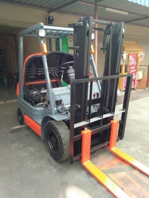 ขาย โฟรคลิฟ . โตโยต้า รุ่น 6 เครื่อง ดีเซล 2.5 ตัน เสา 3 เมตร ขายทั้งสด & ผ่อน ครับ ขาย โฟรคลิฟ . โตโยต้า รุ่น 6 เครื่อง ดีเซล 2.5 ตัน เสา 3 เมตร ขายทั้งสด & ผ่อน ครับ