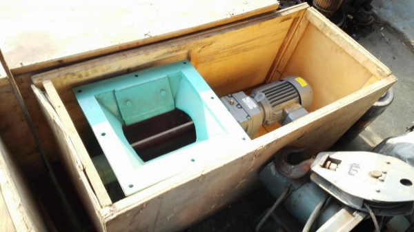 Rotary Valve แอล็อก ปาก 12"- 12" ไฟ 380V ของใหม่นอนลัง มี 6 ตัว