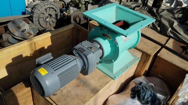 Rotary Valve แอล็อก ปาก 12"- 12" ไฟ 380V ของใหม่นอนลัง มี 6 ตัว