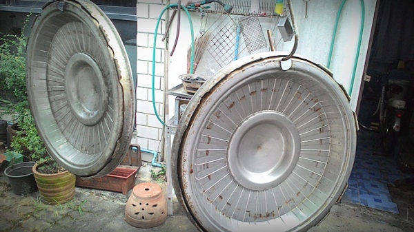 ฝาครอบล้อ 13 นิ้ว 4 ฝา หนา ๆ 1,200 .-