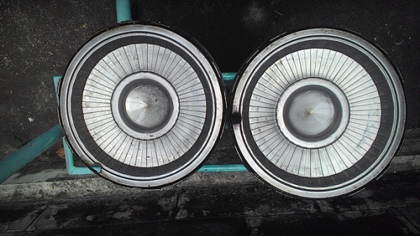 ฝาครอบล้อ 13 นิ้ว 4 ฝา หนา ๆ 1,200 .-