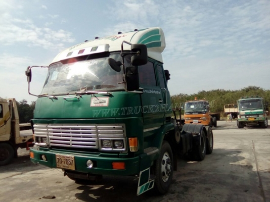 10 ล้อหัวลาก ยี่ห้อ ISUZU ปีจดทะเบียน 2544 6 สูบ เทอร์โบ