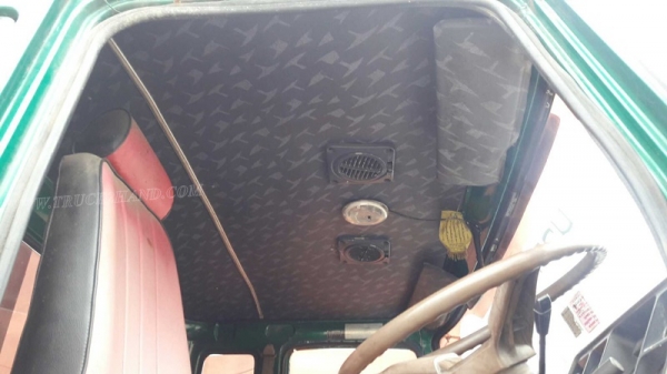 10 ล้อหัวลาก ยี่ห้อ ISUZU ปีจดทะเบียน 2544 6 สูบ เทอร์โบ
