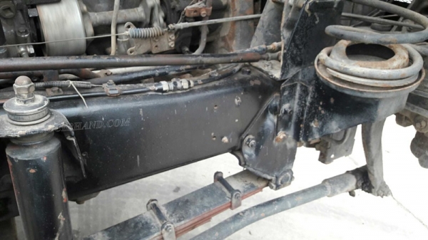 10 ล้อหัวลาก ยี่ห้อ ISUZU ปีจดทะเบียน 2544 6 สูบ เทอร์โบ