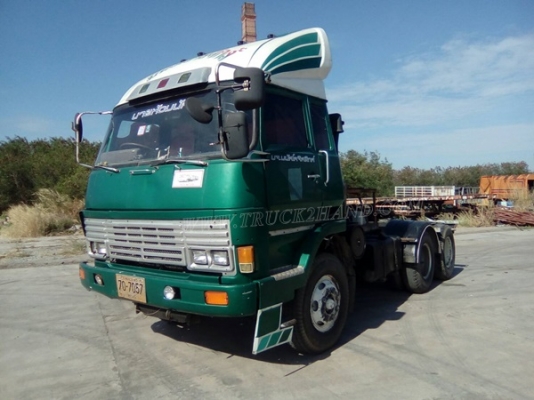 10 ล้อหัวลาก ยี่ห้อ ISUZU ปีจดทะเบียน 2544 6 สูบ เทอร์โบ