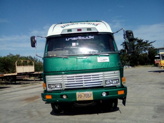 10 ล้อหัวลาก ยี่ห้อ ISUZU ปีจดทะเบียน 2544 6 สูบ เทอร์โบ
