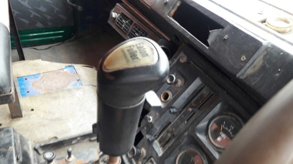 10 ล้อหัวลาก ยี่ห้อ ISUZU ปีจดทะเบียน 2544 6 สูบ เทอร์โบ