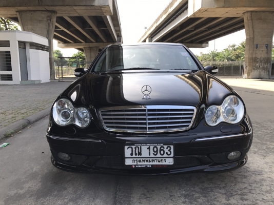 2002 MERCEDES BENZ C200 รถสวย มีเสน่ห์ ซื้อไปคุ้ม ใหม่ในสวยๆ