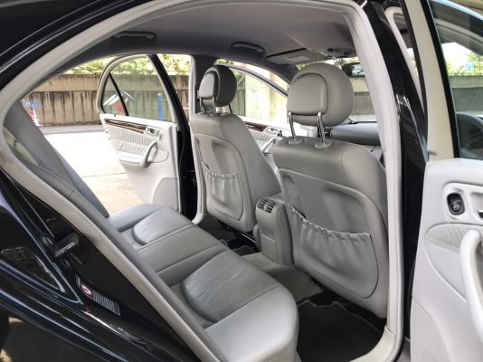 2002 MERCEDES BENZ C200 รถสวย มีเสน่ห์ ซื้อไปคุ้ม ใหม่ในสวยๆ 2002 MERCEDES BENZ C200 รถสวย มีเสน่ห์ ซื้อไปคุ้ม ใหม่ในสวยๆ