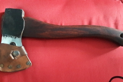 ขายขวานเสือ1 1/4ปอน HULT'S CELEBRATED AXES. MADE IN SWEDEN.