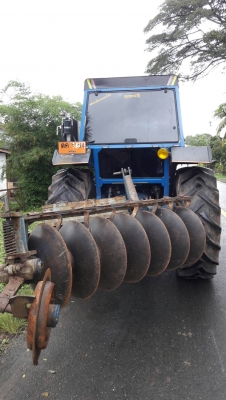 ขายรถไถ่ฟอร์ด6600ตู้แอร์ พร้อมใช้งาน เล่มพร้อมโอน ภาษีไม่ขาด.