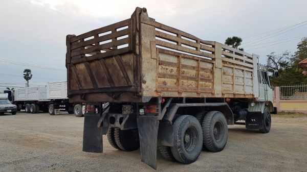 ขาย กระบะดั้ม กระบอกพร้อมปั้มไฮดรอลิค ( ยกเว้นเกียร์ฝาก) ตามสภาพ สนใจติดต่อเรา ดำสุโขทัย โทร 089-7087998,081-7855503 หรือเยี่ยมชมเว็ปไซได้ที่ www.dum-sukhothai.com