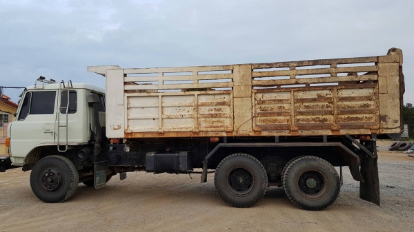 ขาย กระบะดั้ม กระบอกพร้อมปั้มไฮดรอลิค ( ยกเว้นเกียร์ฝาก) ตามสภาพ สนใจติดต่อเรา ดำสุโขทัย โทร 089-7087998,081-7855503 หรือเยี่ยมชมเว็ปไซได้ที่ www.dum-sukhothai.com