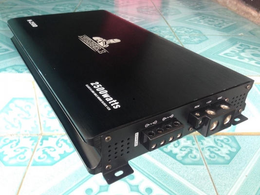 แอมป์คลาสดี NUMBER ONE 2500W มือสองสภาพสวยเดิม #เพิ่งแกะเปิดฝาตอนถ่ายใส้ ใช้งานปกติ เบสดีมากแน่นเป็นลูก ขับซับ10"-12"หล่อโหดหรือ15"ดอกตลาดก็ไหว ขาย 3150 บาท สนใจ0892425454 อยู่สระบุรี แอมป์คลาสดี NUMBER ONE 2500W มือสองสภาพสวยเดิม #เพิ่งแกะเปิดฝาตอนถ่ายใส้ ใช้งานปกติ เบสดีมากแน่นเป็นลูก ขับซับ10"-12"หล่อโหดหรือ15"ดอกตลาดก็ไหว ขาย 3150 บาท สนใจ0892425454 อยู่สระบุรี