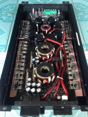 แอมป์คลาสดี NUMBER ONE 2500W มือสองสภาพสวยเดิม #เพิ่งแกะเปิดฝาตอนถ่ายใส้ ใช้งานปกติ เบสดีมากแน่นเป็นลูก ขับซับ10"-12"หล่อโหดหรือ15"ดอกตลาดก็ไหว ขาย 3150 บาท สนใจ0892425454 อยู่สระบุรี แอมป์คลาสดี NUMBER ONE 2500W มือสองสภาพสวยเดิม #เพิ่งแกะเปิดฝาตอนถ่ายใส้ ใช้งานปกติ เบสดีมากแน่นเป็นลูก ขับซับ10"-12"หล่อโหดหรือ15"ดอกตลาดก็ไหว ขาย 3150 บาท สนใจ0892425454 อยู่สระบุรี