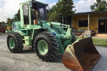 ขาย รถตักล้อยาง KOMATSU WA150-1 ซีเรียล 30,000++ เก่าญี่ปุ่น โทร.090-986-2521 อ๊อบ