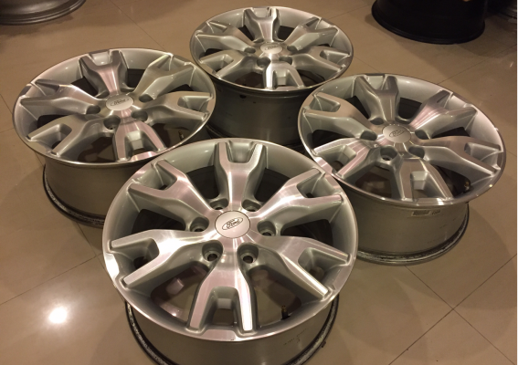 ล้อแท้ Ford Ranger Wildtrak 3.2 ขอบ18 สภาพสวย ไม่มีซ่อม ราคาไม่แพง ล้อแท้ Ford Ranger Wildtrak 3.2 ขอบ18 สภาพสวย ไม่มีซ่อม ราคาไม่แพง