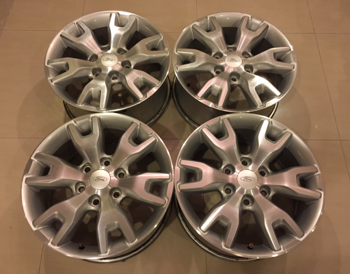 ล้อแท้ Ford Ranger Wildtrak 3.2 ขอบ18 สภาพสวย ไม่มีซ่อม ราคาไม่แพง