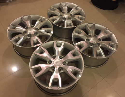 ล้อแท้ Ford Ranger Wildtrak 3.2 ขอบ18 สภาพสวย ไม่มีซ่อม ราคาไม่แพง ล้อแท้ Ford Ranger Wildtrak 3.2 ขอบ18 สภาพสวย ไม่มีซ่อม ราคาไม่แพง