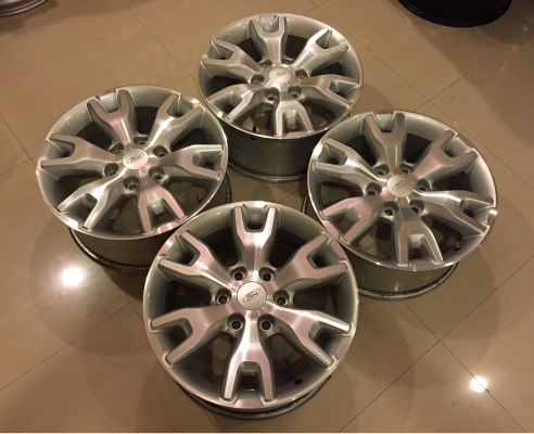 ล้อแท้ Ford Ranger Wildtrak 3.2 ขอบ18 สภาพสวย ไม่มีซ่อม ราคาไม่แพง ล้อแท้ Ford Ranger Wildtrak 3.2 ขอบ18 สภาพสวย ไม่มีซ่อม ราคาไม่แพง