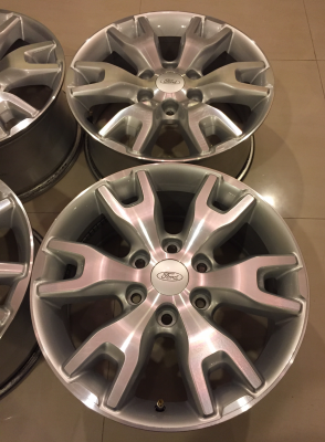ล้อแท้ Ford Ranger Wildtrak 3.2 ขอบ18 สภาพสวย ไม่มีซ่อม ราคาไม่แพง ล้อแท้ Ford Ranger Wildtrak 3.2 ขอบ18 สภาพสวย ไม่มีซ่อม ราคาไม่แพง