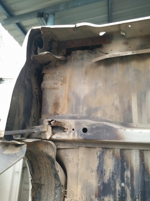 กะบะดีแม็คตอนเดียวพร้อมแม็คลายเนอร