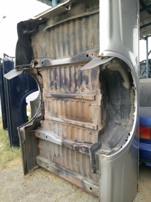 กะบะดีแม็คตอนเดียวพร้อมแม็คลายเนอร