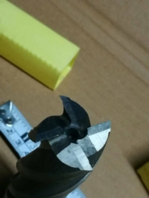 ขาย250บ.ส่งฟรี 083-2000058 IDline : line832923 COLLET จับยึดดอกมิลลิ่งชนิด ER32 ขนาดสวม10มม.