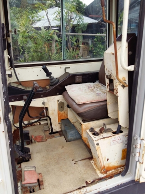 ขายรถแม็คโค MITSUBISHI ME35 รถเก่านอก พร้อมใช้งาน สนใจติดต่อ 086-775-7900 086-324-1992