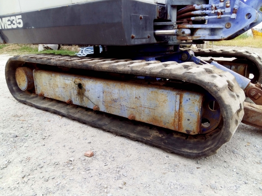 ขายรถแม็คโค MITSUBISHI ME35 รถเก่านอก พร้อมใช้งาน สนใจติดต่อ 086-775-7900 086-324-1992