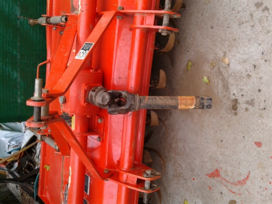 ต้องการขายรถไถ L3008 (085-0177471)]ลดสุดๆสำหรับวันนนี้ แถมโรตารี่สภาพใหม่เอี่ยมราคา40000