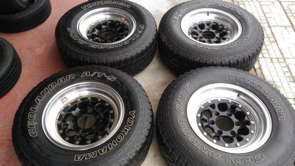 ขายล้อพร้อมยาง 265/70/16 ปี 14