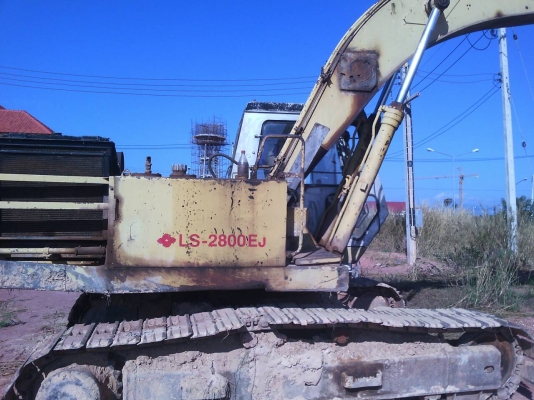 ขายด่วน แม็คโคร SUMITOMO FJ 200สภาพพร้อมใช้งาน เครื่องปั้มดี โซ่ช่วงล่างสวย รถทำงานได้ปกติ เอกสารสัญญาซื้อขาย