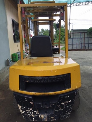 ขายด่วนน!! KOMATSU รุ่น 10 FD30 เสา 4 เมตร เกียร์ Manual