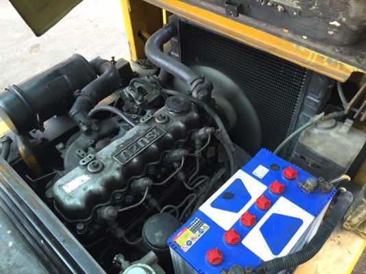 ขายด่วนน!! KOMATSU รุ่น 10 FD30 เสา 4 เมตร เกียร์ Manual