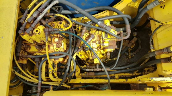 -ขออนุญาติขายรถSK120มาคทูรีเก่านอกยังไม่เคยใช้งานในเมืองไทยราคา1050000สนใจติดต่อ0853224877-0988930465